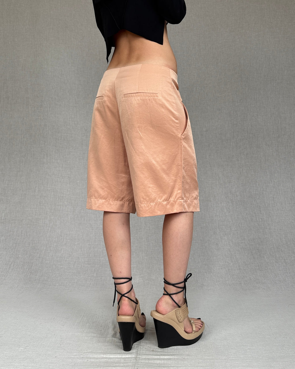 Cop Copine peach bermuda shorts
